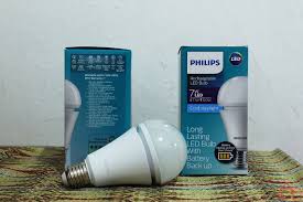 Gambar lampu emergency dari philips 7 watt. Philips Rechargeable Led Bulb Terang Terus Meski Listrik Padam Properti Terkini