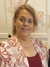 Stephanie Thurston's Instagram, Twitter & Facebook