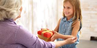 Chaque guichet prend en charge une partie de la la prime à l'excellence a été instituée au cameroun en 2009 par le président de la république lors de son discours adressé à la nation. Prime De Noel 2019 Tout Ce Qui Est Prevu Cette Annee