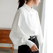 Blouse feathar wanita 4 warna. Blus Wanita Kerah Turn Down Vintage Kaus Lengan Lentera Musim Semi Musim Gugur Kemeja Atasan Putih Blus Kasual Wanita Hitam Perempuan Atasan Wanita