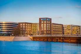 Wir freuen uns auf ihren besuch in der krefelder straße 21 in 47226 duisburg. Volksbank Rhein Ruhr Zentrale Am Innenhafen Duisburg