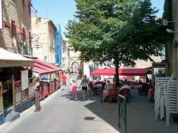 Maybe you would like to learn more about one of these? Salon De Provence Information France