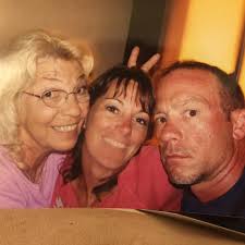 HHS Crabbers, let's wish Joyce Hobson a very Happy Birthday today. The  anti-ager. #crabberlove❤🦀