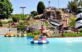 The Old Fashioned Rhode Island Theme Park That Brings Out The Kid In Everyone Water Theme Park Island Theme Theme Park