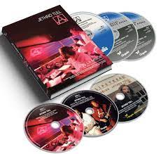 Sie war das ergebnis eines langen strebens nach einem zuverlässigen. Jethro Tull A A La Mode The 40th Anniversary Edition 3 Cds 2 Dvd Audio Und Dvd Jpc De