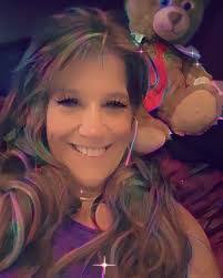 Danielle Hagen's Instagram, Twitter & Facebook