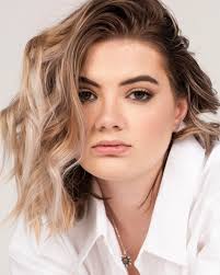 Beauty begins underneath 🤍 Photographer:Steve Ellinger Steve Ellinger  Photography MAU: Dorothy Bosley #model #Barbie #classy #atxmodel #teenvogue  #fashionmagazine #teenfashion #vougeitalia #modeling #fashionblogger #viral  #photoshoot #india #likes ...