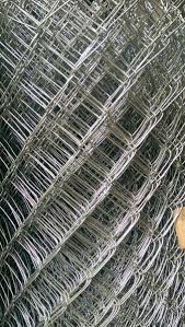 Pagar rumah merupakan salah satu elemen terpenting bagi rumah anda. Jual Kawat Pagar Wajik Per Meter Kawat Harmonika Kandang Besi Di Lapak Gunung Madu Listrik Bukalapak