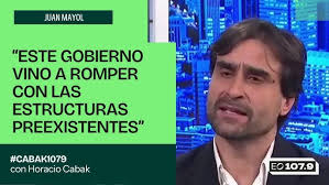“Este gobierno vino a romper con las estructuras preexistentes"