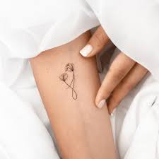 1991 Ink Juan En Instagram Madre E Hija 4cm Tatuajesconamor Tatuajespequenos Tatuajesdelicados Tattoos For Daughters Classy Tattoos Discreet Tattoos