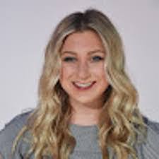 Rebecca Hyson's Instagram, Twitter & Facebook