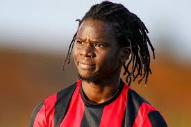 Un jugador portugués se queja al árbitro de racismo y acaba expulsado