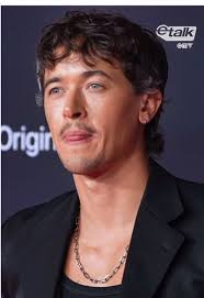 The rumours are true! 😱 Ryan Reynolds is attempting to purchase the O...