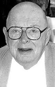 Warren Ochs's Instagram, Twitter & Facebook