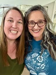 Larissa Combs's Instagram, Twitter & Facebook