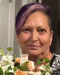 Winnie Carter's Instagram, Twitter & Facebook