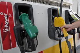 Perhatian buat penerima bsh di malaysia. Golongan B40 Yang Terima Bsh Boleh Semak Kelayakan Subsidi Petrol Mulai Hari Ini Semasa Mstar