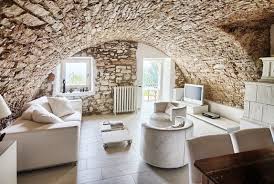 Publié le mai 17, 2017 par bmd. 11 Facons De Decorer Un Mur En Pierre Apparente Dans Son Salon