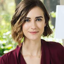 Danielle Franz Email & Phone Number