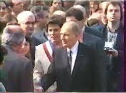 François mitterrand sur paris match ! Essonne En 1995 Francois Mitterrand Avait Choisi Athis Mons Pour Sa Derniere Visite Officielle Actu Essonne
