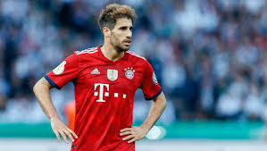A largely experimental training that of the tuscan coach given the many absences and the infirmary problems that accompany napoli. Napoli Reportedly Interested In Signing Bayern Munich S Javi Martinez Following Jorginho Departure 90min