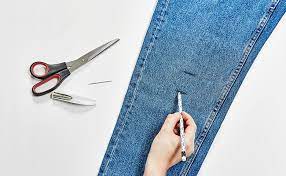 Ob diy destroyed jeans oder heiße sommer styles, es gibt es bei stylelounge passende diy tutorials. Destroyed Demin Zerissene Jeans Selber Machen Otto