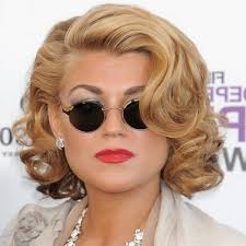 Will short haircuts suit round face women? 50 Perfect Short Haircuts For Round Faces Hair Motive Hair Motive