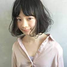 オシャレも小顔も手に入れる 楽チン可愛い ボブパーマ スタイル キナリノ ボブパーマ パーマスタイル パーマ