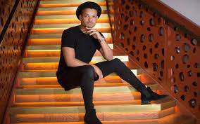 Steven bartlett (born august 26, 1992 in botswana) is an entrepreneur who established social chain group, a group which holds over 20 companies specializing in different fields. Meet Steve Bartlett The Instagram King Who Wants To Be The Conde Nast Of Social Media