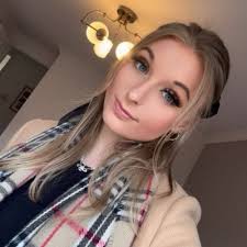 Honestly so lucky to be part of such an incredible and supportive team 💕  Happy International women's day !!!!