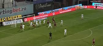 On average in direct matches both teams scored a 1.96 goals per match. Cfr Cluj 2 3 Craiova Oltenii Se Apropie La Doar Un Punct De Liderul Cfr Cluj In Lupta Pentru Titlul Din Liga 1 Sport Ro