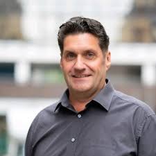 Delighted that our next major investment in BT's Better Workplace programme  has been announced, with our contact centre in Plymouth next to benefit.  https://lnkd.in/d4C33vi