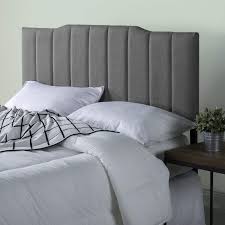 Getting back to simpler designs, we find this headboard to be incredibly versatile and suitable for most bedrooms. The Best Headboard Designs For Modern Bedrooms