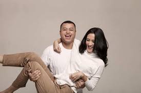 Foto prewedding hijab dengan gaya casual biasanya paling banyak diminati. Pin On Prewedding Ideas