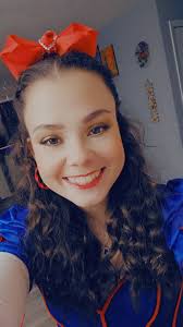 "Lips as red as the rose, hair black as ebony, skin white as snow" -magic  mirror 🪞❤️ @Haley Caputo #snowwhite #redlips #halloweenlook  #halloweencostume #princess