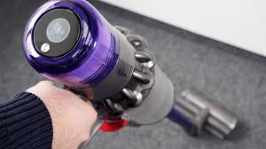 Here's my dyson v11 absolute pro review! Dyson V11 Absolute Im Test Chip Youtube