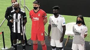 Yer alan armindo bruma, geçmiş sezonlarda süper lig takımlarından galatasaray forması da giydi. Besiktas In Yeni Sezon Formalari Tanitildi