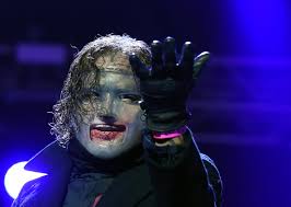Read more to find out everything about his mask history. Slipknot S Corey Taylor Jay Weinberg Offer Advice On Mask Wearing Iheartradio