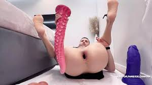 زب عربي ضخم يكسر الكس بقوة