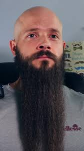 A lot has changed the last couple of years! Sometimes I don't recognize  myself anymore. But I like change and progression. I like to grow...not  only my beard! 😂 . . #beard #