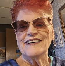 Diana Gilson's Instagram, Twitter & Facebook