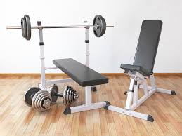 Wenn sie detaillierte angaben zu den verschiedenen ausführungen der hantelbanken benötigen, empfehlen wir einen blick in unseren ratgeber. Wie Dir Deine Hantelbank Mit Gewichten Hilft Auch Zuhause Fit Zu Bleiben Gesundestube