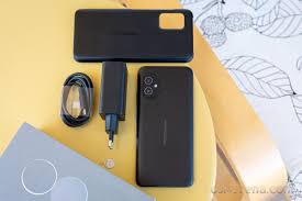 Features 5.9″ display, snapdragon 888 5g chipset, 4000 mah battery, 256 gb storage, 16 gb ram, corning gorilla glass victus. Wnzxgfwnn75f7m