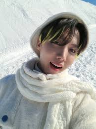 DÀN CAST "I LIVE ALONE" SỐT SẮNG KHI NGHE TIN J-HOPE (BTS) MUỐN THAM GIA  SHOW] Cách đây 1 tuần, j-hope chia sẻ trong một video phỏng vấn trên  Weverse rằng "I