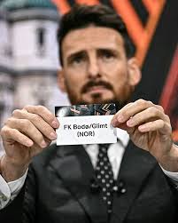 Bodø/Glimt: From Fishing Village to European Dreamers 🇳🇴 A fairytale  written in gold and grit. Nestled in a small fishing town with just 42,831  people, Bodø/Glimt have defied every odd and