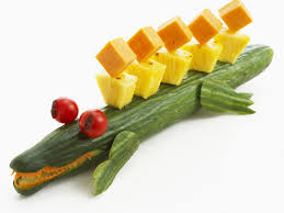 Salatgurke Mit Ananas Und Kasewurfeln Rezept Rezepte Essenswitze Dips Fur Gemuse