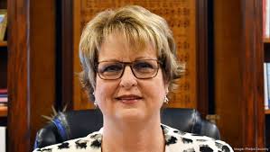 Women Who Lead Education: Tutonial 'Toni' Williams of Memphis-Shelby County  Schools