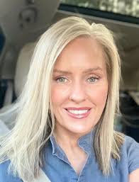 Christy Thompson Book (@christy.t.neil) • Facebook