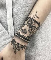 Inkedgirls Bodyart Tattooedgirls Blackwork Ta Blackwork Bodyart Inkedgirls Ta Tattoo Tattooedgirls Elegant Tattoos Cuff Tattoo Arm Band Tattoo