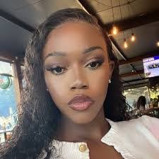 Destiny Daniels's Instagram, Twitter & Facebook